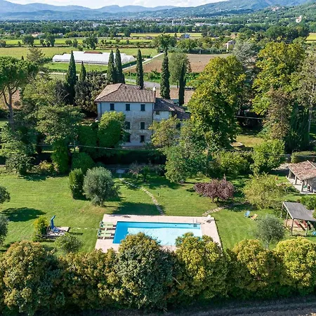 By Mmega Lama (Umbria)